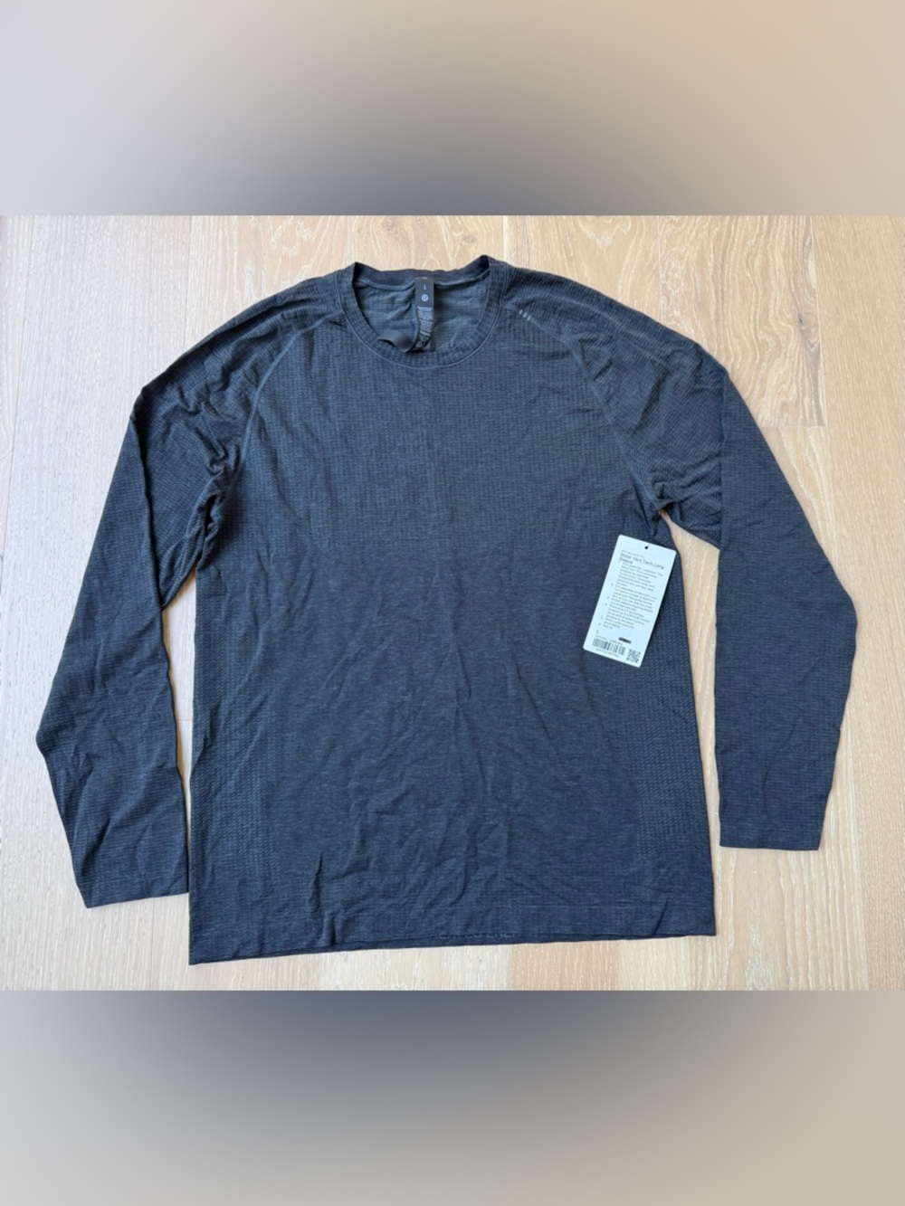 NEW Lululemon Men's Metal Vent Tech Long Sleeve - Gray/Black